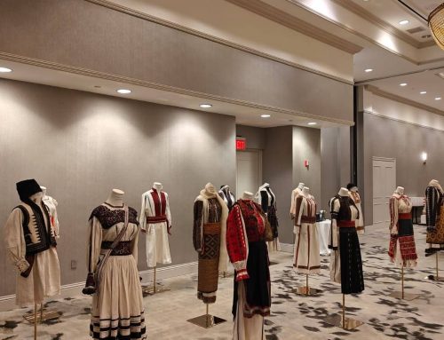 Expoziția de costume populare autentice de la Miami